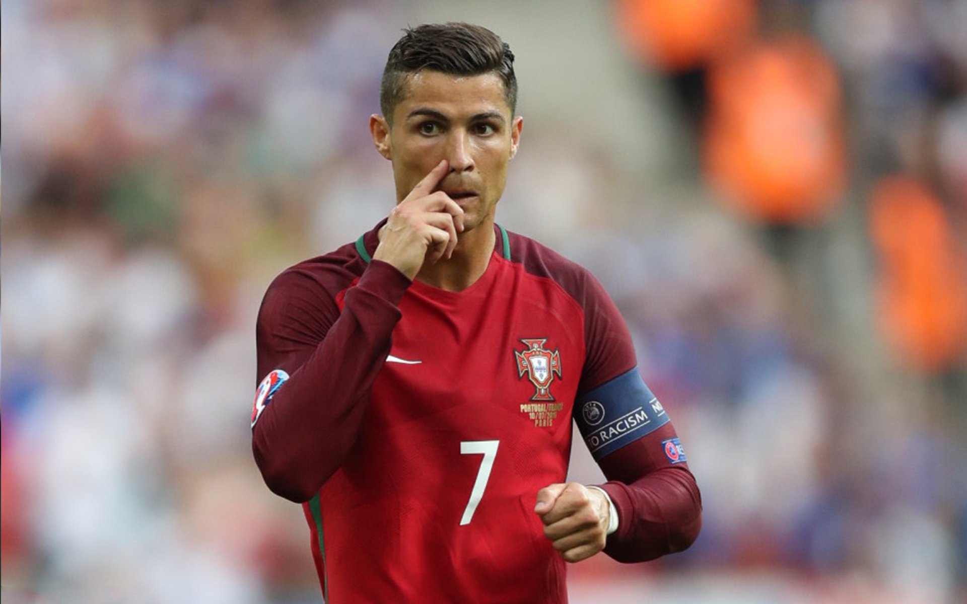 爱游戏app安装-巴西队在南美预赛中状态火热，晋级稳当