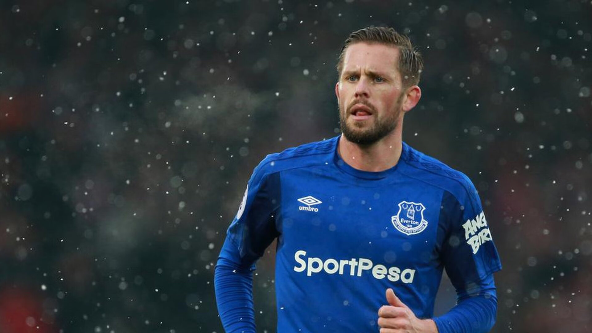 波尔曼凭借精准传球与突破能力,帮助袋鼠队逐步走向胜利,波尔茨曼